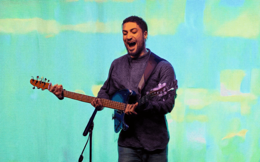 Empowering Musicians to Create a Thriving Music Fan Club: A Comprehensive Guide to Building, Monetizing, and Maximizing Success!